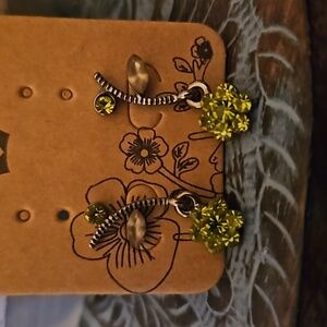 Stud hanging stone earrings